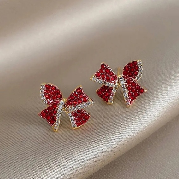 Red Zircon Crystal Bowknot Women's Fashion Statement Stud Earrings - Picture 1 of 3